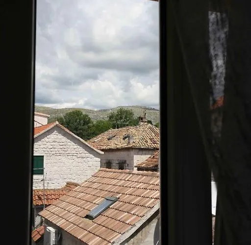 بيت ضيافة Heritage Stone House Rooms Beljan - Trogir Old Town 3*