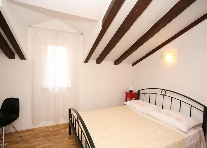 Heritage Stone House Rooms Beljan - Trogir Old Town